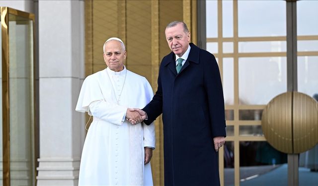 Erdoğan, Vatikan Devlet Başkanı Papa 14. Leo'yu resmi törenle karşıladı