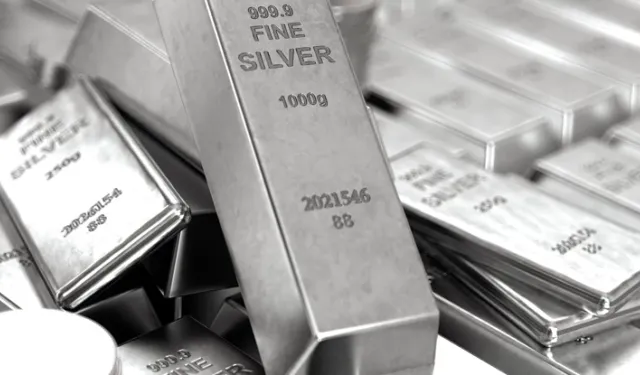 Gümüşten Tarihi Rekor: 66 Dolar Barajı Aşıldı!