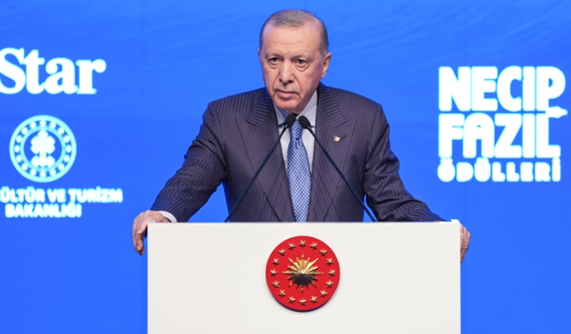 "Yarın her alanda daha iyi yerlerde olacağımıza yürekten inanıyorum"