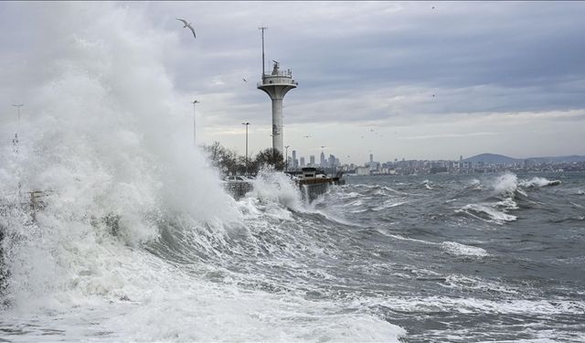 Meteoroloji'den denizlerle ilgili uyarı açıklaması geldi