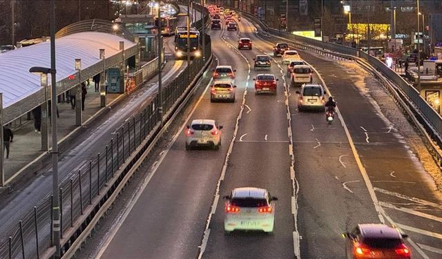 Trafiğe kaydı yapılan taşıt sayısı geçen yılın aynı ayına göre azaldı