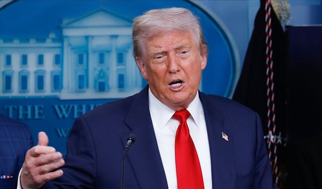 Trump, yüzde 10'luk küresel tarife uygulayacağını duyurdu