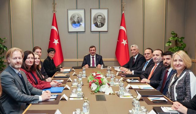 Cumhurbaşkanı Yardımcısı Yılmaz, Avrupa Komisyonu Heyetiyle Görüştü