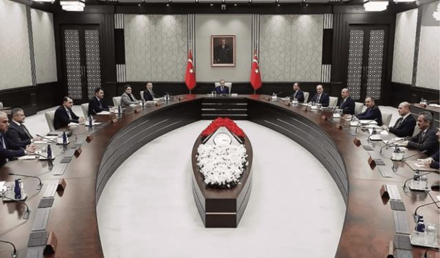 Cumhurbaşkanlığı kabinesi yoğun gündemle toplanacak