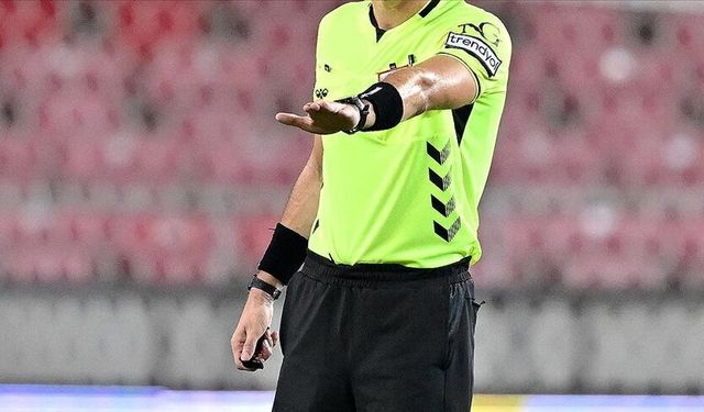 Beşiktaş - Galatasaray maçının hakemi açıklandı!