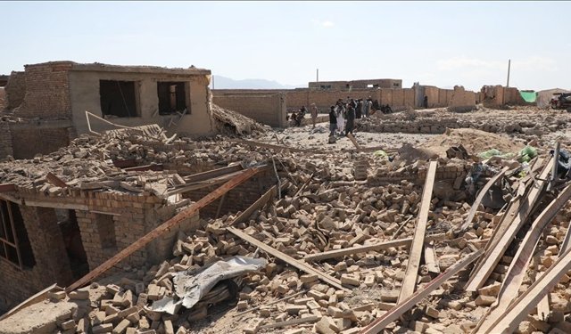 Afganistan ve Pakistan arasındaki gerilim sürüyor