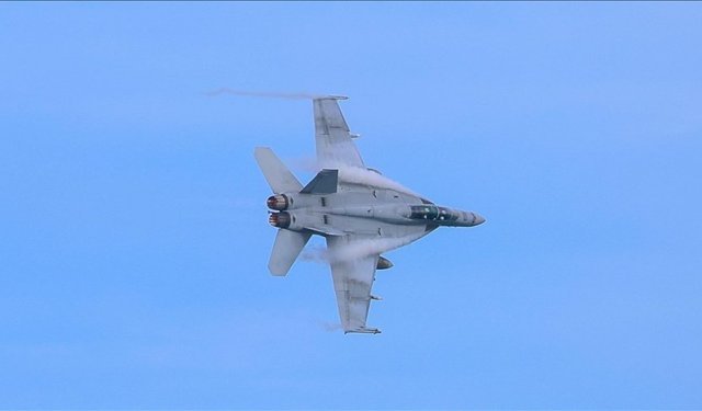 İran: "Ülkenin güneyinde bir F-15 savaş uçağı düşürüldü"