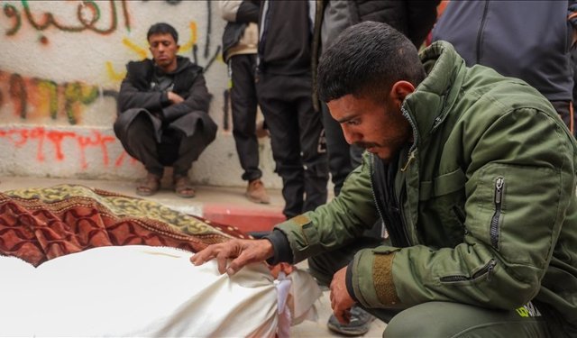 Gazze Şeridi'ne düzenlenen saldırılar sürüyor!