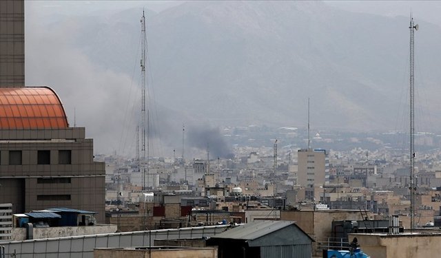 İsrail , İran'a düzenlediği saldırılarda balistik füze üretim tesislerini vurdu!