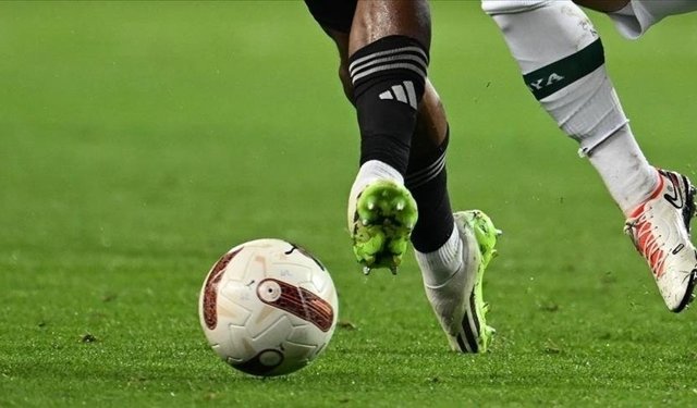 Fenerbahçe kazandı, Galatasaray kaybetti: Zirve yarışı alevlendi!