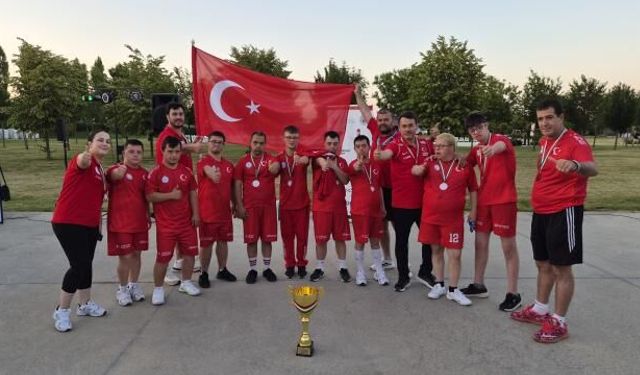 Down Sendromlu Basketbol Milli Takımı dünya ikincisi oldu