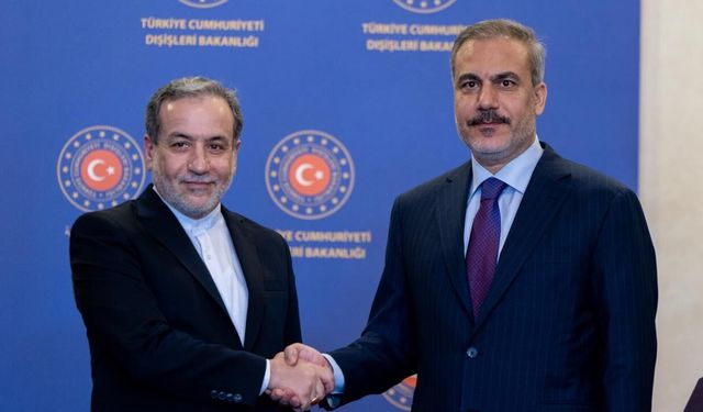 Bakan Hakan Fidan İranlı mevkidaşı ile görüştü