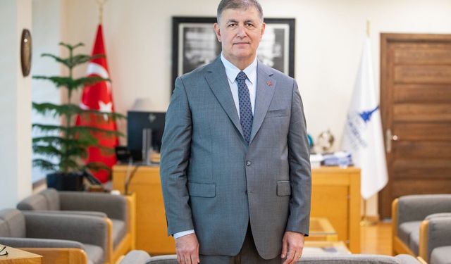 Cemil Tugay CHP’den istifa etti