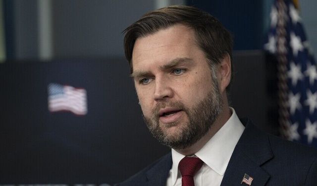 Vance'den Trump-Rıza Pehlevi ilişkilerine dair açıklama geldi