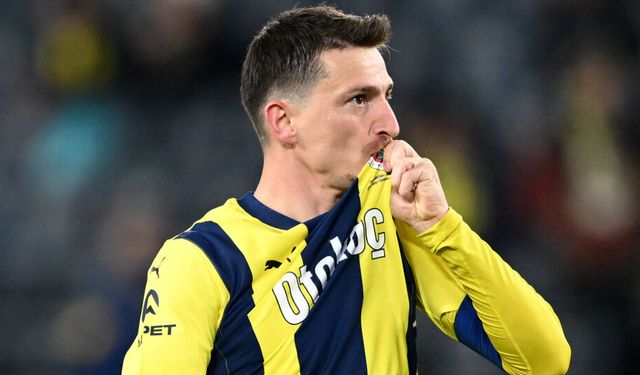 Mert Hakan Yandaş, Fenerbahçe ile olan sözleşmesini uzattı!