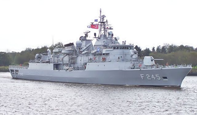 TCG Oruçreis, New York Limanı'na demir attı!