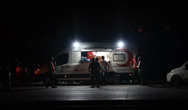 Kızılay, orman yangınlarından etkilenen illere destek veriyor