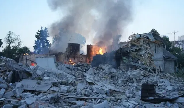 Kiev'e yönelik saldırılarda 11 kişi daha yaşamını yitirdi