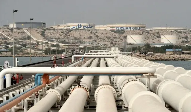 İran petrol ihracatının durmadığını açıkladı