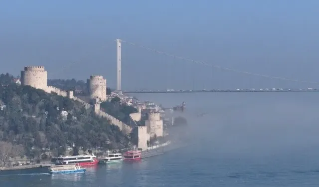 İstanbul'da olumsuz hava şartları nedeniyle bazı vapur seferleri iptal edildi
