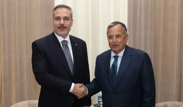Fidan, Arap Birliği Genel Sekreteri Fehmi ile Mısır'da görüştü