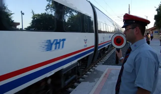 Türkiye'nin ikinci yüksek hızlı tren hattı 15. yaşını kutluyor!