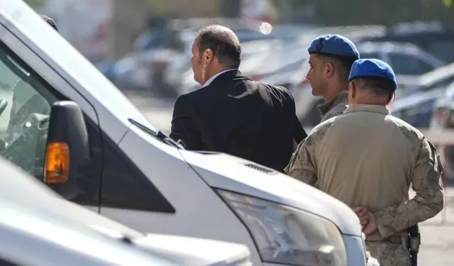 Menderes Belediyesi'ne ilişkin soruşturmada gözaltına alınan Çiçek adliyeye getirildi