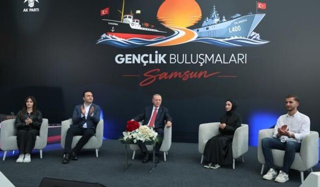 Erdoğan, Samsun'da geçlerle bir araya geldi!