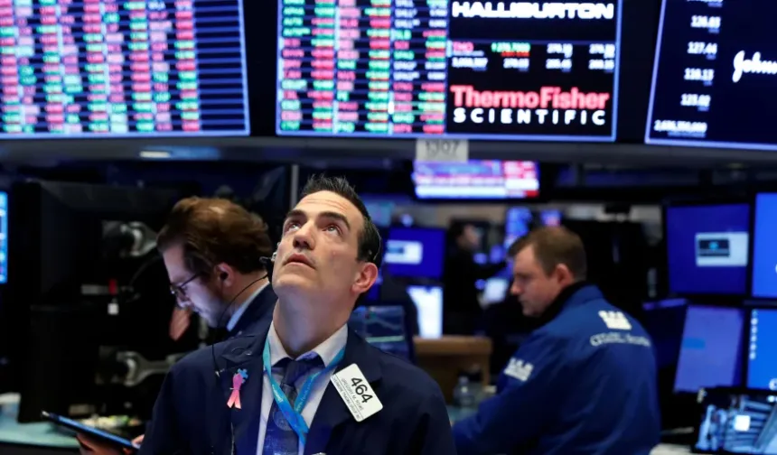 Wall Street güne temkinli iyimserlikle başladı