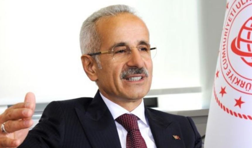Uraloğlu Açıkladı: 5G ile Hız 10 Kat Artacak, Esas Hedef Uzaktan Ameliyat ve Akıllı Ulaşım