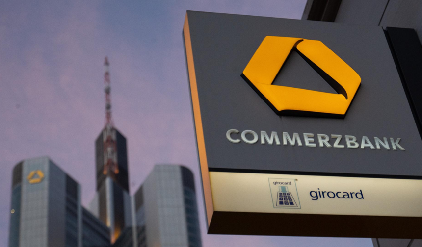 Commerzbank Uyardı: Gümüş Pahalı Ama Yükseliş Sürebilir