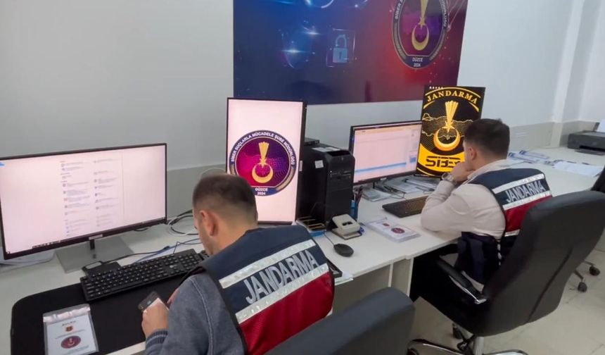17 ilde yürütülen 'siber dolandırıcılık' operasyonunda onlarca kişi tutuklandı