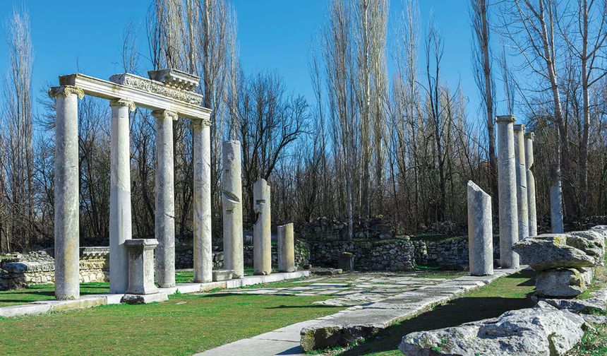 Dünyanın ilk borsası: Aizanoi Antik Kenti