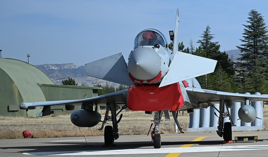 Türkiye ile Birleşik Krallık Eurofighter Typhoon Destek Anlaşması İmzaladı