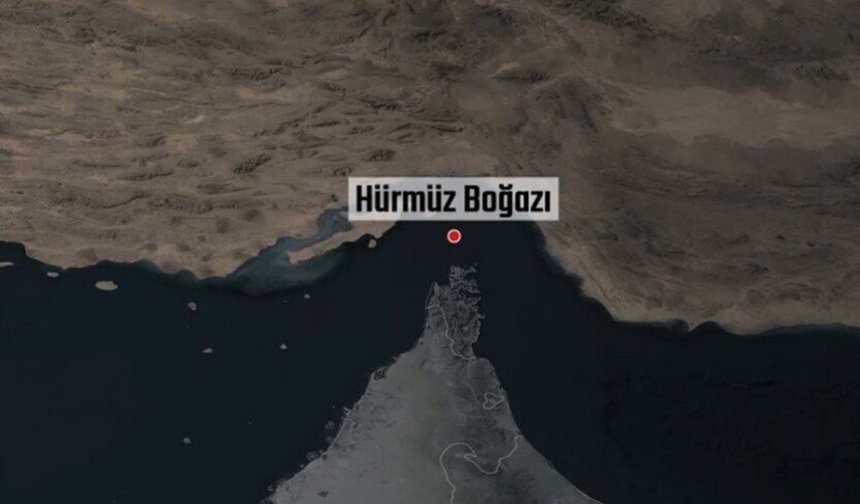 ABD donanmasına ait gemiler Hürmüz'den geçti