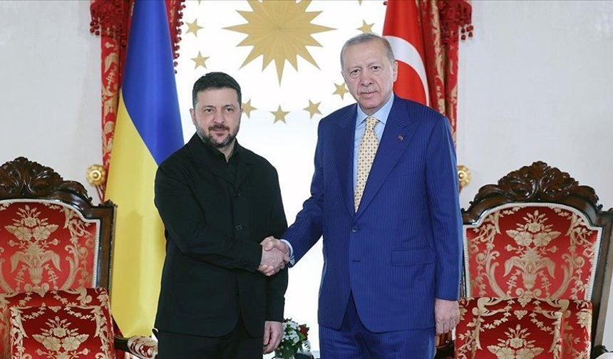 Cumhurbaşkanı Erdoğan, Zelenskiy ile bir araya geldi