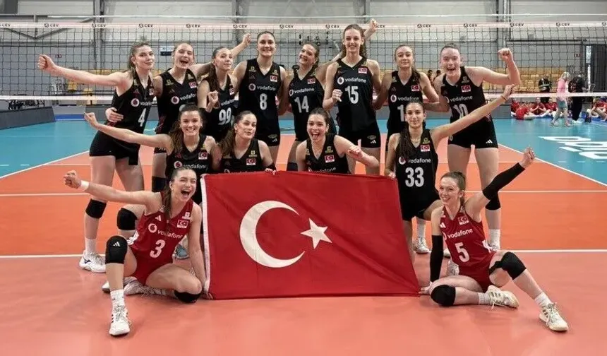 18 Yaş Altı Kadın Milli Voleybol Takımı, Avrupa ikinciliğine uzandı!